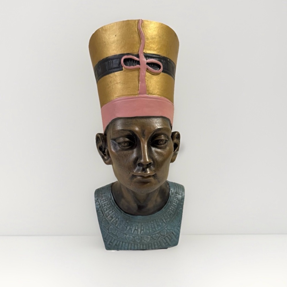 Vintage Ancient Egyptian Queen Nefertiti Resin Bust Statue 12 Inch Culture